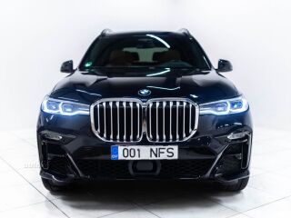 BMW X7 3.0 195kW