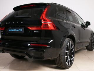 Volvo XC60 AWD ULTIMATE DARK XENIUM LUXURY FULL 2.0 B5 KERS Mild Hybrid 183kW