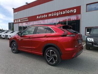 Mitsubishi Eclipse Cross Instyle 4WD 2.4 PHEV 138кВ