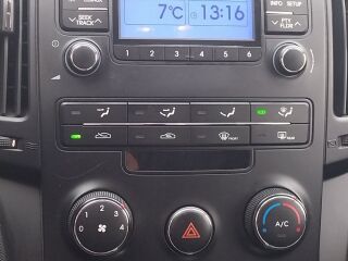 Hyundai i30 1.6 12V 85кВ