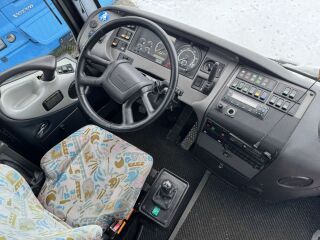 Scania SCANIA IRIZAR K114 / VARUOSADEKS
