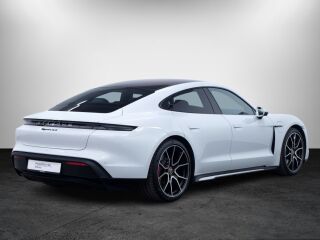 Porsche Taycan 4S 420kW
