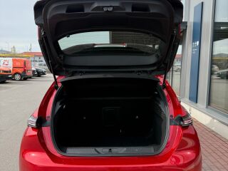 Peugeot 308 Allure AT8 1.5 96кВ