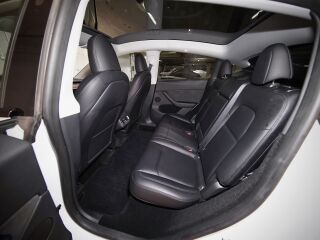 Tesla Model Y Long Range Dual Motor AWD 378kW