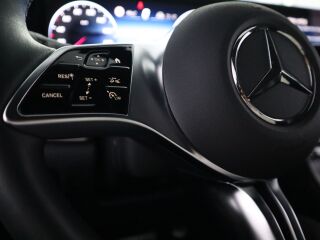 Mercedes-Benz V 300 d 4Matic AMG A2 2.0 R4 174kW