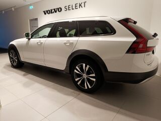 Volvo V90 Cross Country AWD B4 KERS 2.0 145kW