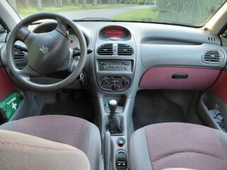 Peugeot 206 1.4 55кВ
