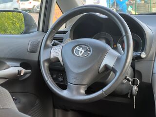 Toyota Auris 1.6 R4 91kW