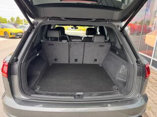 Volkswagen Touareg R-line 3.0 210kW