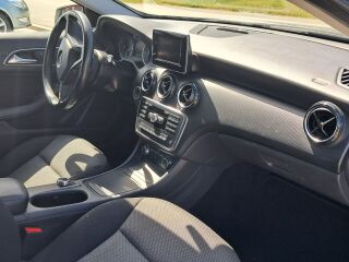 Mercedes-Benz A 180 1.8 80кВ