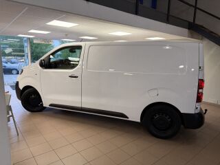 Peugeot Expert PLUS L2 PRO 3-IK WERKSTATt 1.5 R4 BLUE HDI 120 88kW