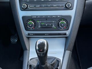 Skoda Octavia Combi Comfortline 4X4 1.6 TDI 77kW