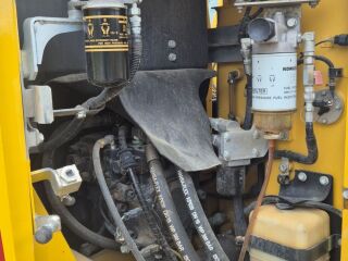 Komatsu PC138US-10
