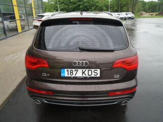 Audi Q7 S-Line Quattro 3.0 180kW