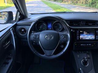 Toyota Auris Touring Sports Luxury Facelift 1.8 Hybrid Synergy Drive 90kW