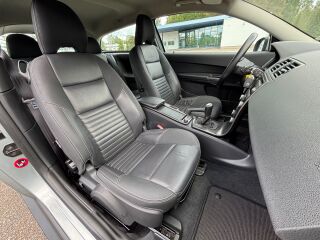 Volvo C30 R-Design 1.6 D2 84кВ