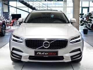 Volvo V90 Cross Country D4 AWD 2.0 140кВ