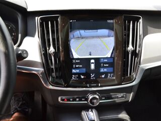 Volvo V90 Cross Country 2.0 140kW