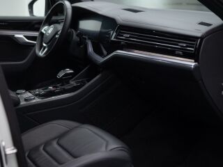 Volkswagen Touareg R-Line 4Motion Black Edition 3.0 210kW