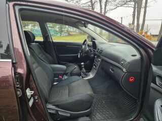 Toyota Avensis Linea sol Facelift 2.2 110кВ