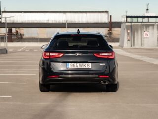 Kia Optima 1.7 104кВ