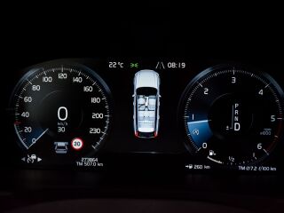 Volvo V90 Cross Country D4 AWD 2.0 140кВ