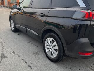 Peugeot 5008 1.5 96kW