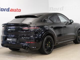 Porsche Cayenne Turbo S E-Hybrid 4.0 500kW