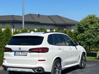 BMW X5 xDrive30d M-Sportpaket 3.0 210kW