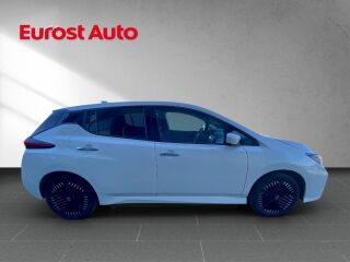 Nissan LEAF N-Connecta 62kWh 90kW