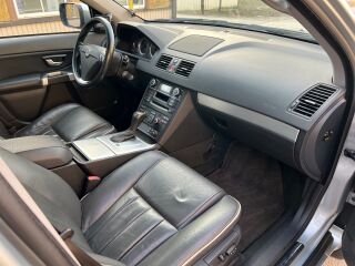 Volvo XC90 Facelift SUMMUM 4WD 2.4 D5 147kW