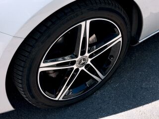 Mercedes-Benz A 180 1.3 100кВ