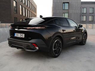 Peugeot 408 GT FULLOption 1.6 140kW