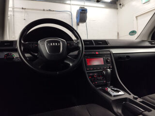 Audi A4 2.0 103kW