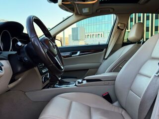Mercedes-Benz C 300 3.5 V6 225kW
