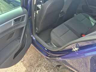 Volkswagen Golf 1.6 85kW