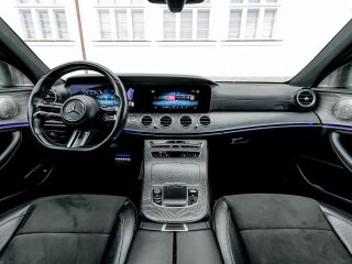 Mercedes-Benz E 220 AMG Line Black Edition 2.0 143кВ