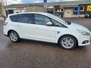 Ford S-MAX 2.0 110kW