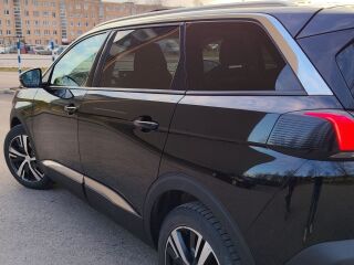Peugeot 5008 1.6 121kW