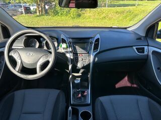 Hyundai i30 1.4 73kW