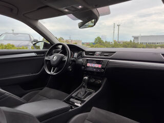 Skoda Superb Elegance 1.8 132kW