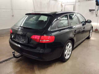 Audi A4 1.8 88kW