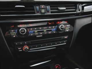 BMW X5 M-Sportpakett 3.0 190kW