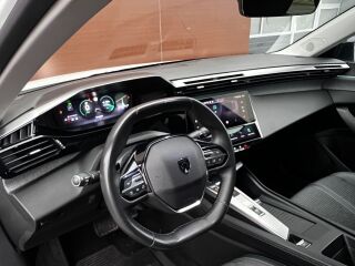 Peugeot 308 Allure Premium 1.5 96кВ