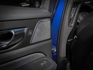 Volvo V60 T6 AWD R-Design Recharge PLUG-IN HYBRID 2.0 251kW