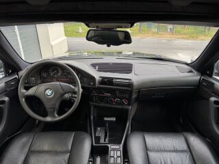 BMW 540 V8 4.0 210кВ