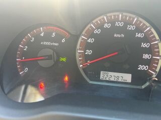 Toyota Hilux 2.5 106kW