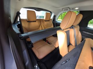 Land Rover Discovery 5 HSE TD6 Santorini Black 3.0 V6 TD6 190kW