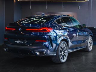 BMW X6 xDrive30d M-SportPakett 3.0 R6 210kW