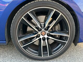 SEAT Leon ST Cupra 300 4Drive 2.0 221kW
